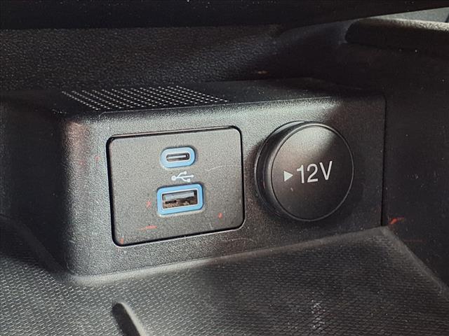 2022 Ford Escape Hybrid SE