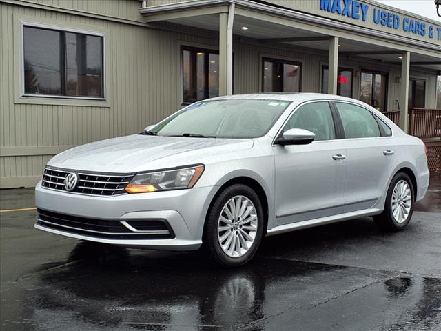 2017 Volkswagen Passat 1.8T SE 1