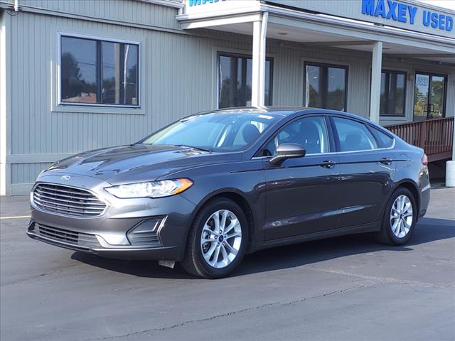 2020 Ford Fusion SE 1