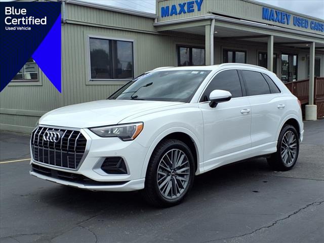 2022 Audi Q3 quattro Premium 40 TFSI