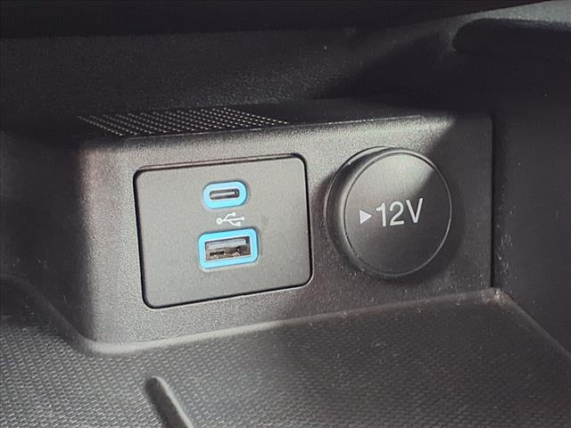 2022 Ford Escape Hybrid SE