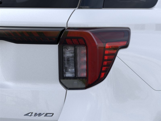 2025 Ford Explorer Active 21