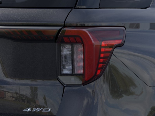 2025 Ford Explorer Active 21