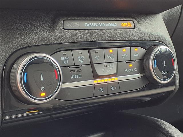 2022 Ford Escape Hybrid SE
