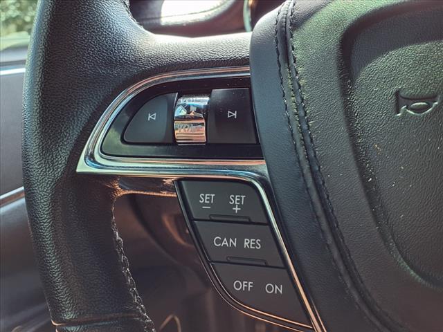 2018 Lincoln Continental Premiere
