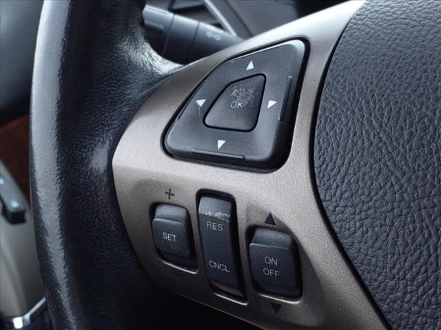 2012 Lincoln MKX Base 24