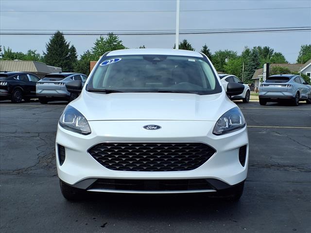 2022 Ford Escape Hybrid SE