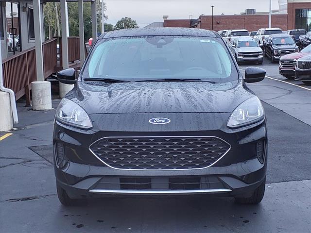 2021 Ford Escape SE 2