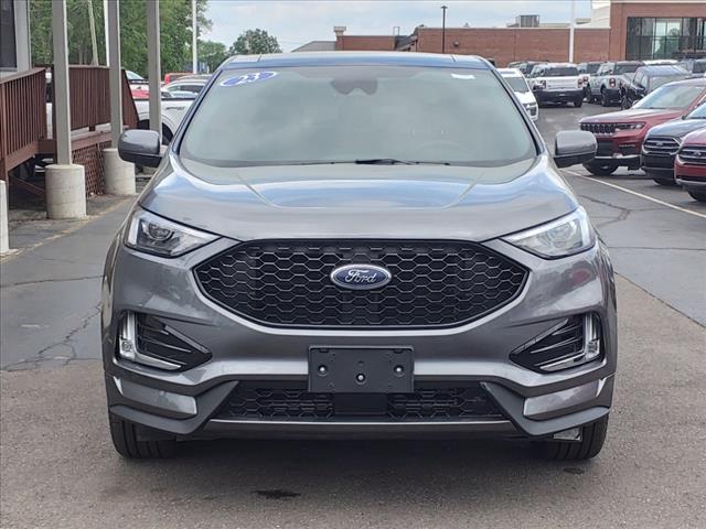 2023 Ford Edge ST-Line 2