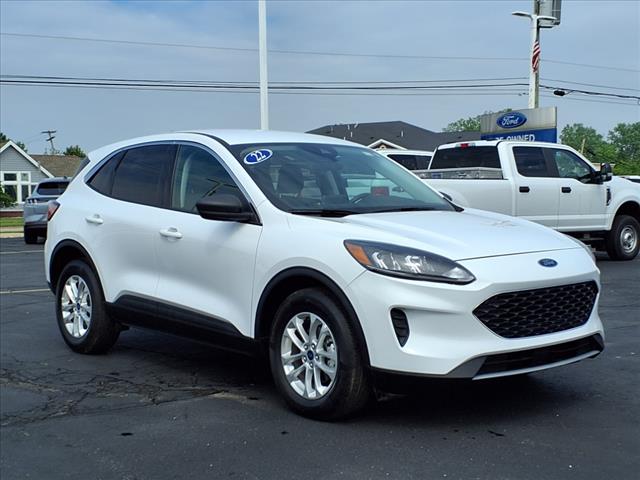 2022 Ford Escape Hybrid SE