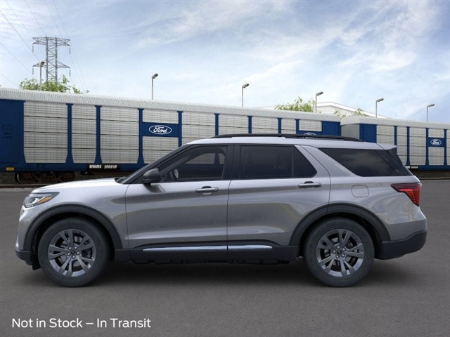 2025 Ford Explorer Active 3