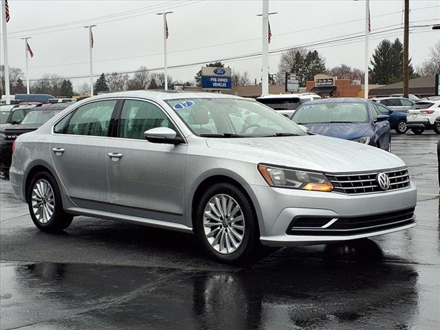 2017 Volkswagen Passat 1.8T SE 3