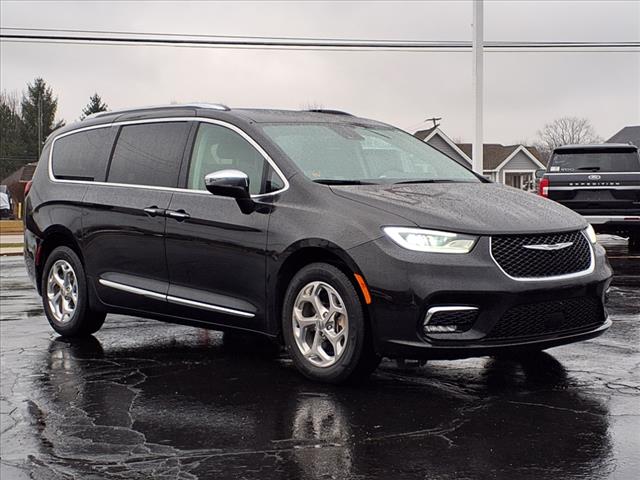 2021 Chrysler Pacifica Limited 3