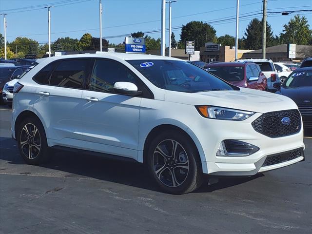 2022 Ford Edge ST 3