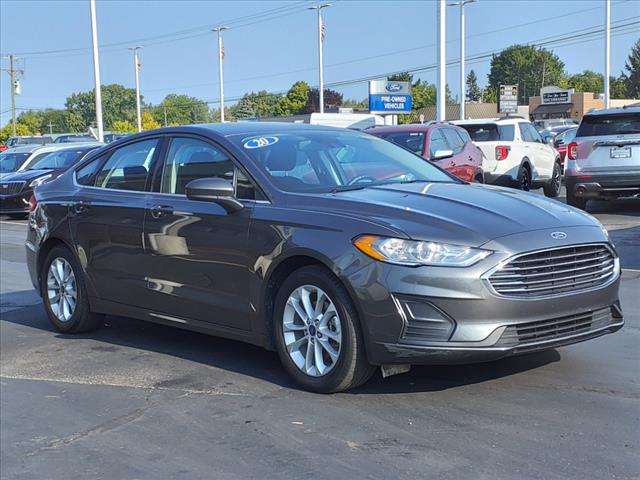 2020 Ford Fusion SE 3