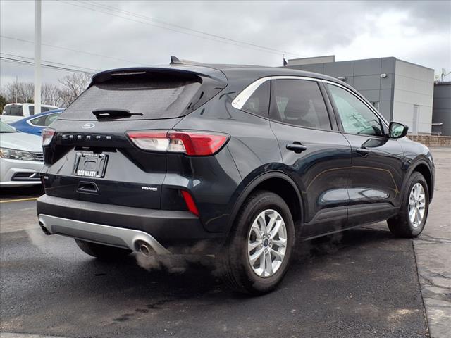 2022 Ford Escape SE 4