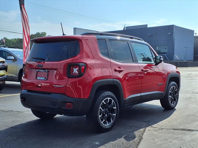 2023 Jeep Renegade Trailhawk
