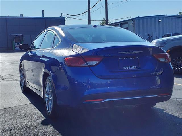 2015 Chrysler 200 C 6