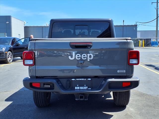 2021 Jeep Gladiator Overland