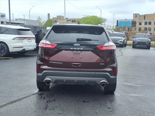 2023 Ford Edge Titanium