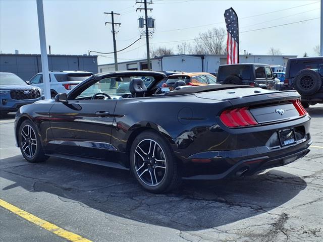 2022 Ford Mustang EcoBoost