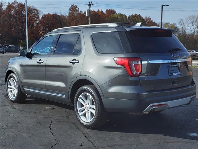 2017 Ford Explorer XLT 7