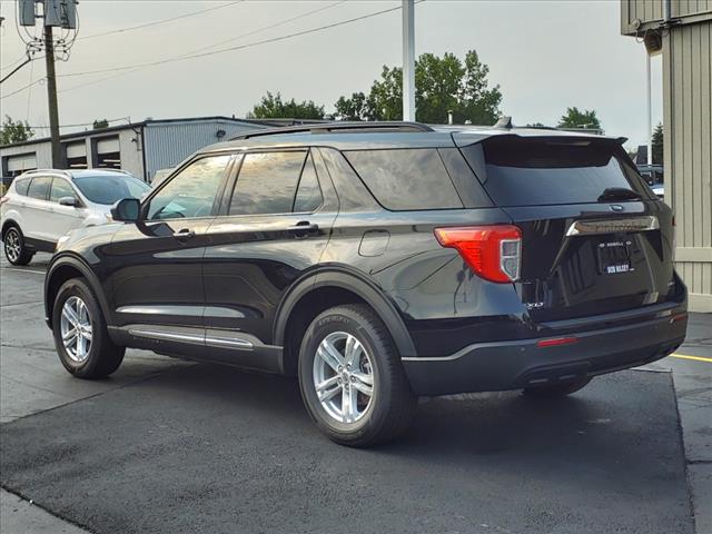 2022 Ford Explorer XLT 7