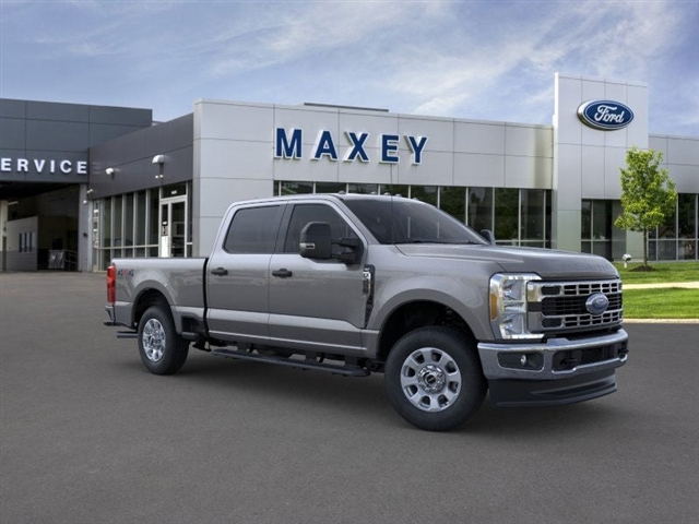 2024 Ford F-250 Super Duty XLT 7