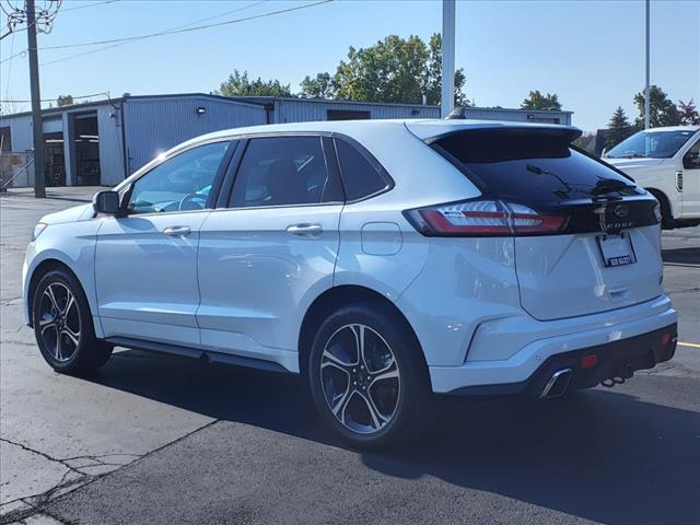 2022 Ford Edge ST 7