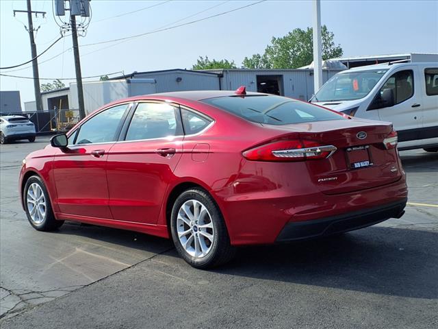 2020 Ford Fusion SE