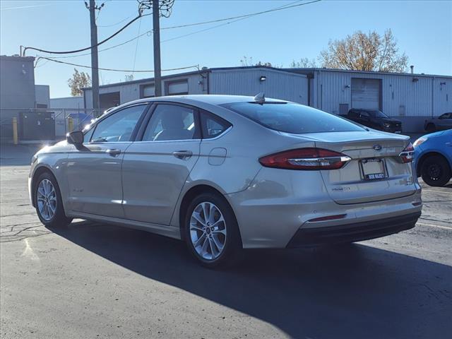 2019 Ford Fusion Hybrid SE 7