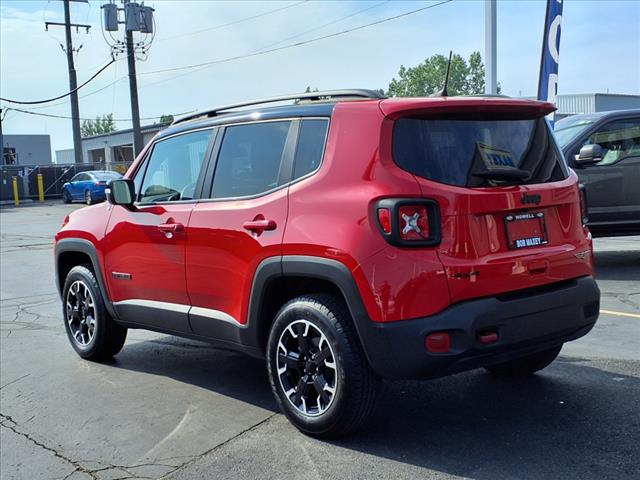 2023 Jeep Renegade Trailhawk