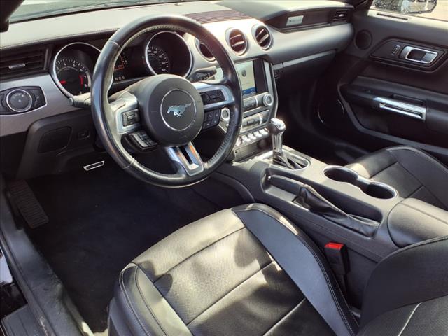 2022 Ford Mustang EcoBoost