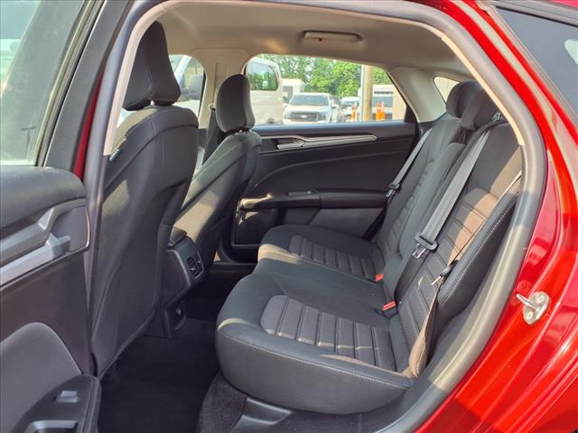 2020 Ford Fusion SE