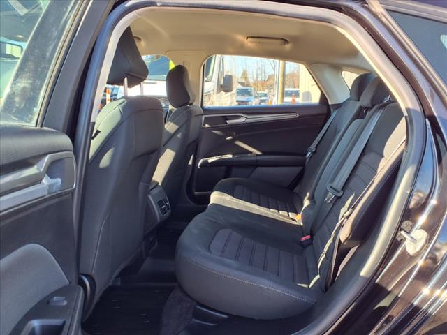 2020 Ford Fusion SE