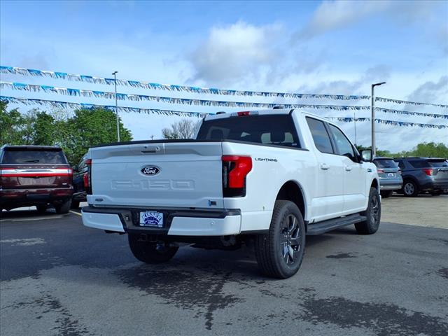 2025 Ford F-150 Lightning Flash - Photo 10