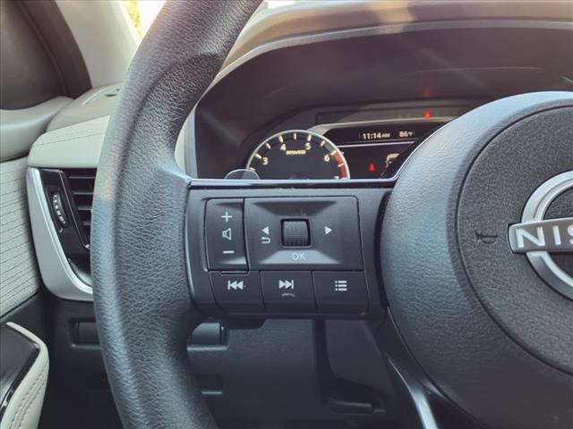 2023 Nissan Rogue SV - Photo 10