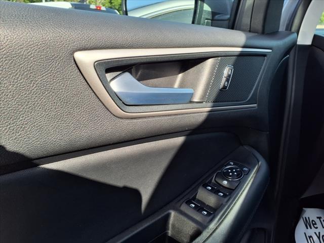 2024 Ford Edge SEL - Photo 14