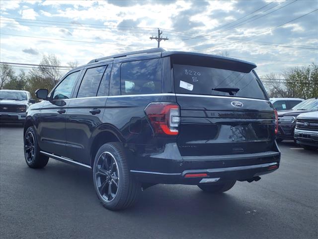 2024 Ford Expedition Limited - Photo 2