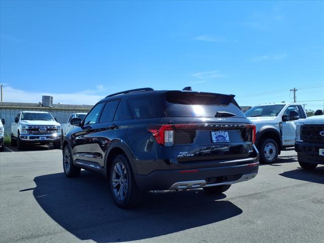 2025 Ford Explorer Active - Photo 2
