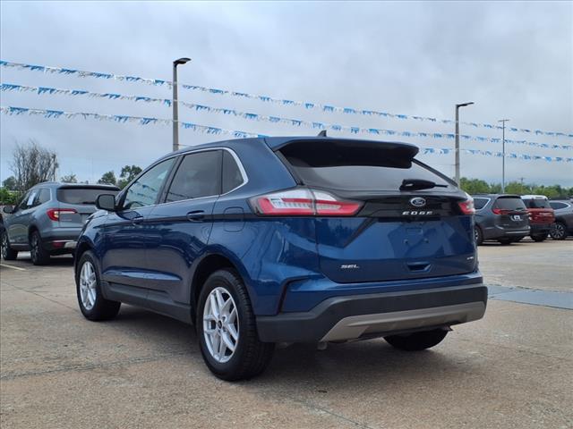 2023 Ford Edge SEL - Photo 2