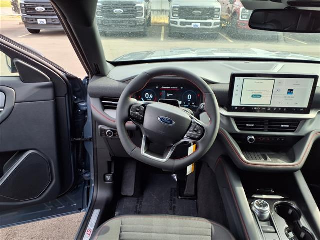 2025 Ford Explorer ST-Line - Photo 3