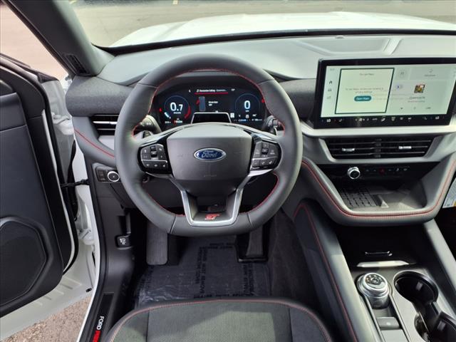 2025 Ford Explorer ST - Photo 3
