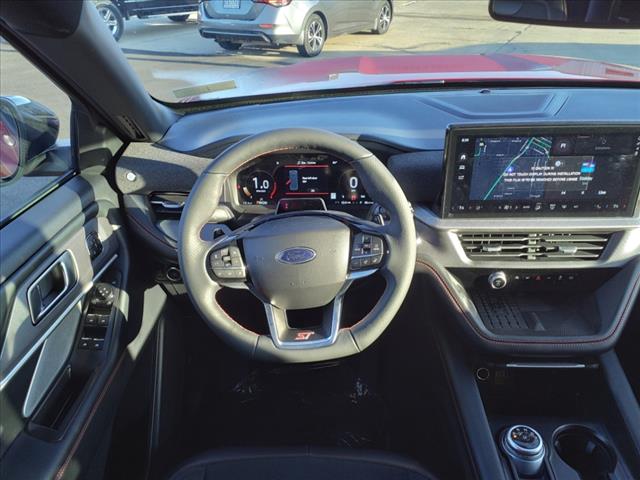 2025 Ford Explorer ST - Photo 3