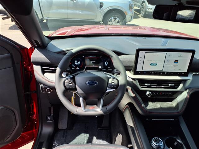 2025 Ford Explorer ST - Photo 3