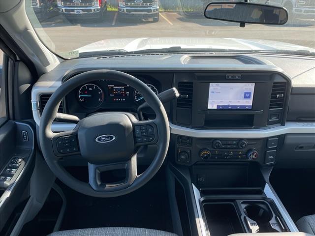 2025 Ford F-250 Super Duty XLT - Photo 3