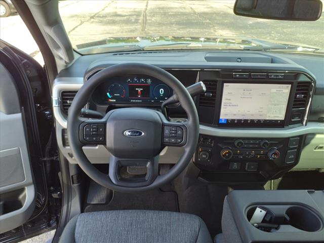 2024 Ford F-250 Super Duty XLT - Photo 3