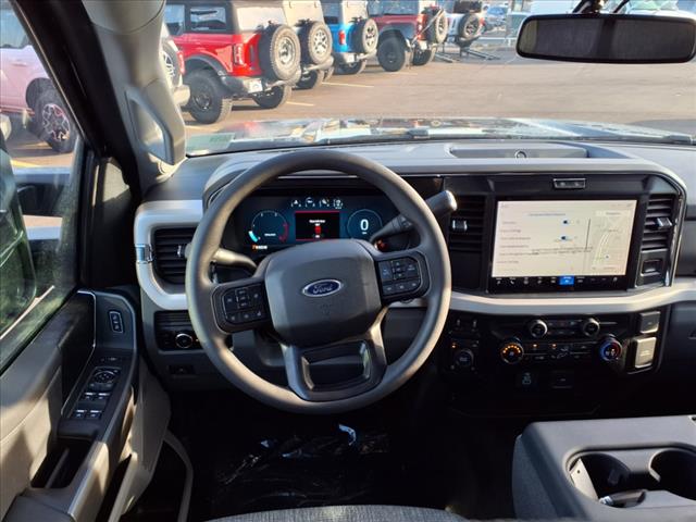 2025 Ford F-350 Super Duty F-350 XLT - Photo 3