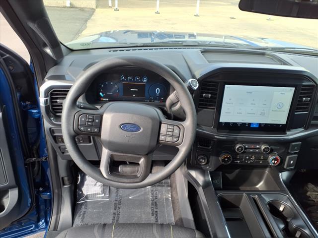 2025 Ford F-150 STX - Photo 3