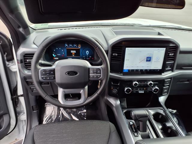 2025 Ford F-150 XLT - Photo 3